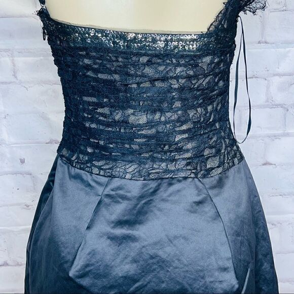 Bcbgmaxazria stunning lace/ Sequins Asymmetrical dress with pockets - Picture 6 of 15